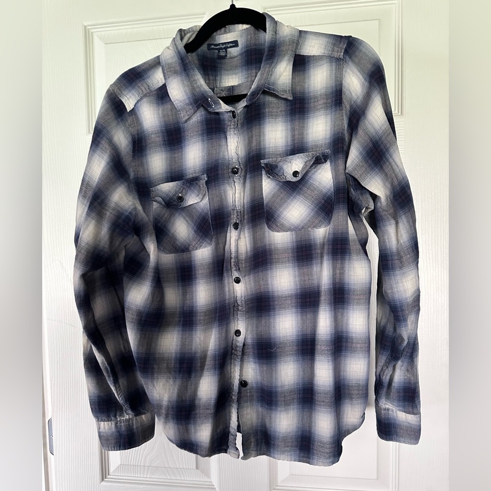 American Eagle Outfitters Blue Plaid Button Down Shirt